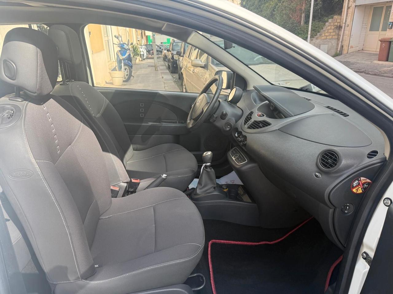 Renault Twingo 1.2 16V LEV Sport & Sound