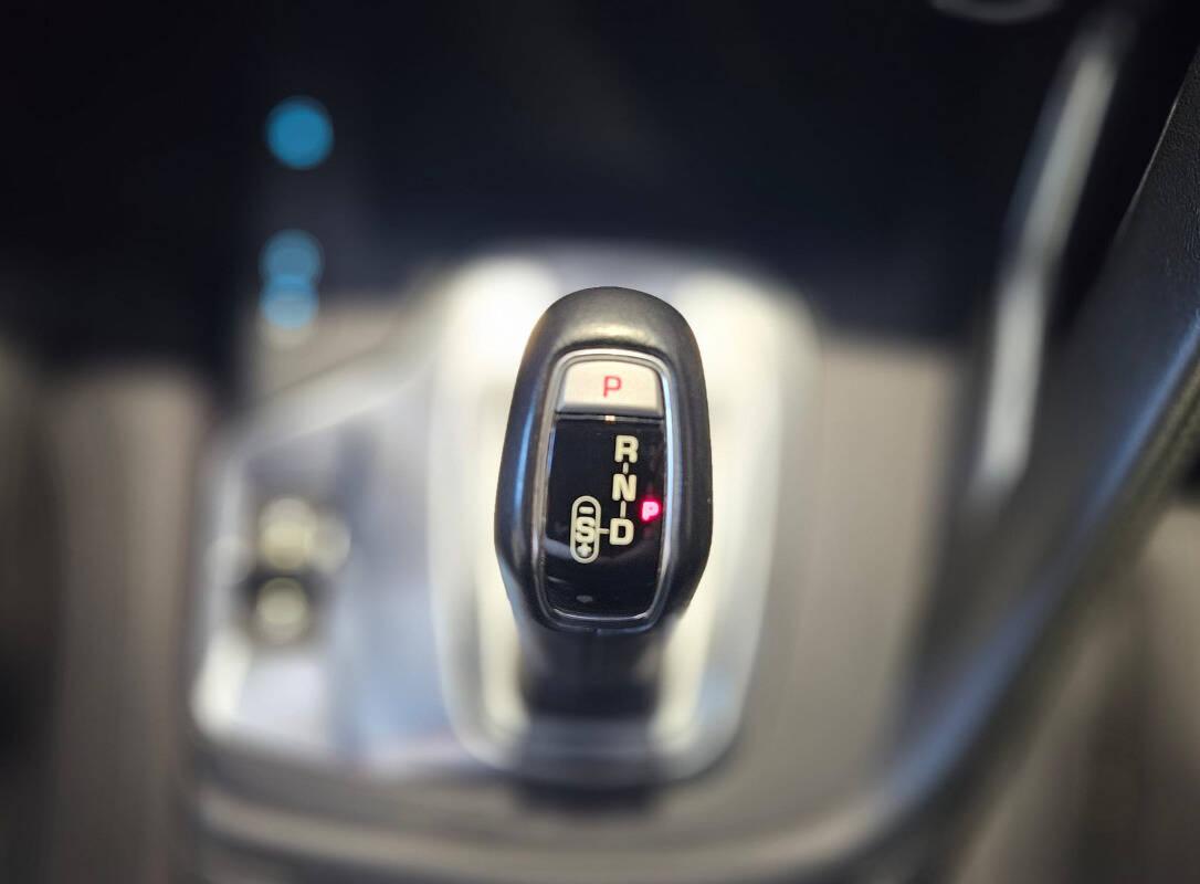 Jaguar E-Pace 2.0d i4 R-Dynamic awd 180cv auto