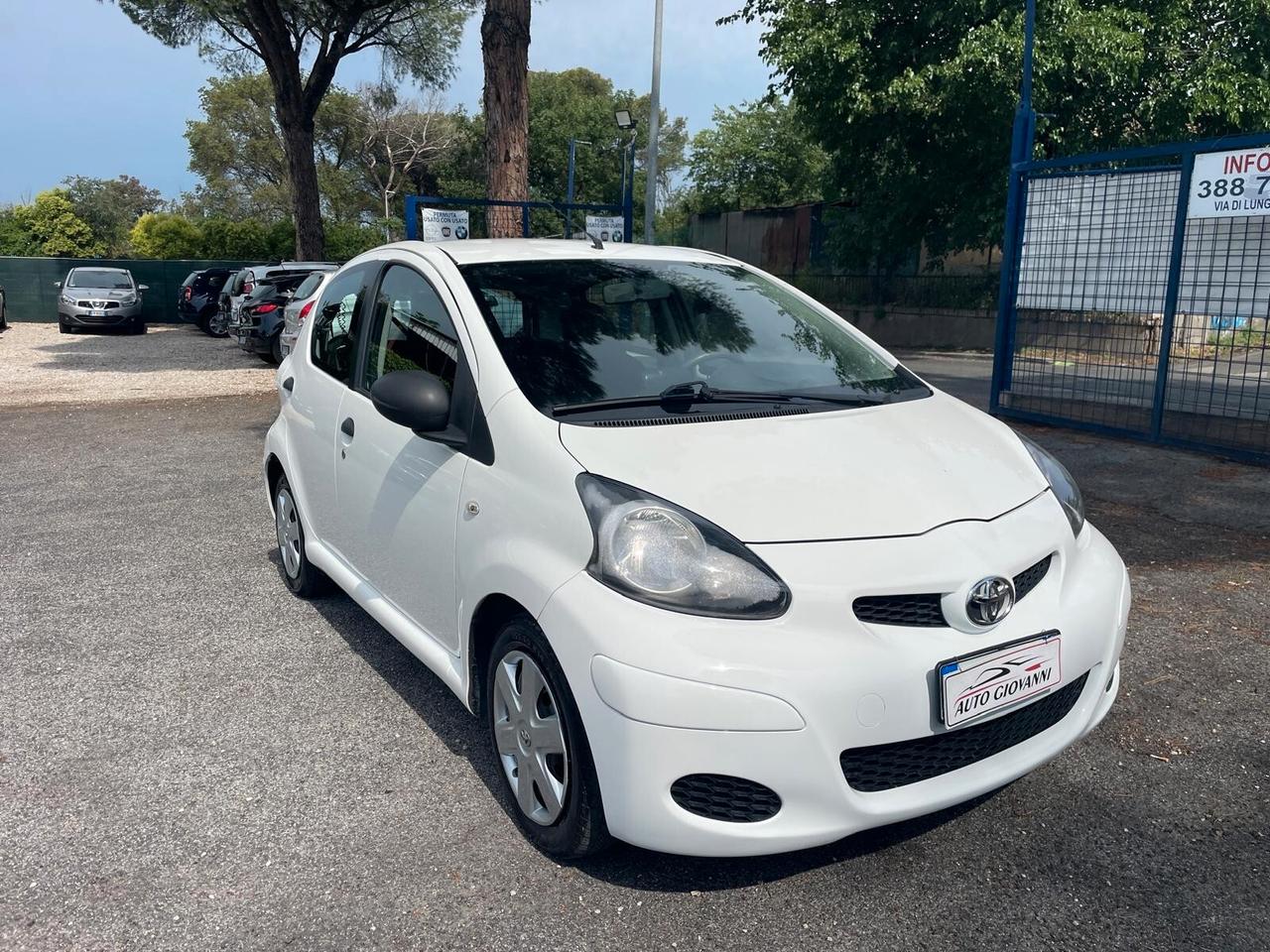 Toyota Aygo 1.0 12V VVT-i 5 porte Now Connect
