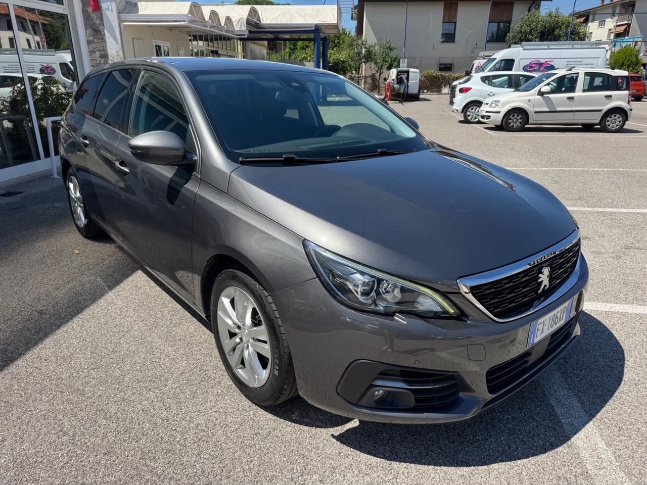 Peugeot 308 BlueHDi 130 S&S EAT6 SW Business