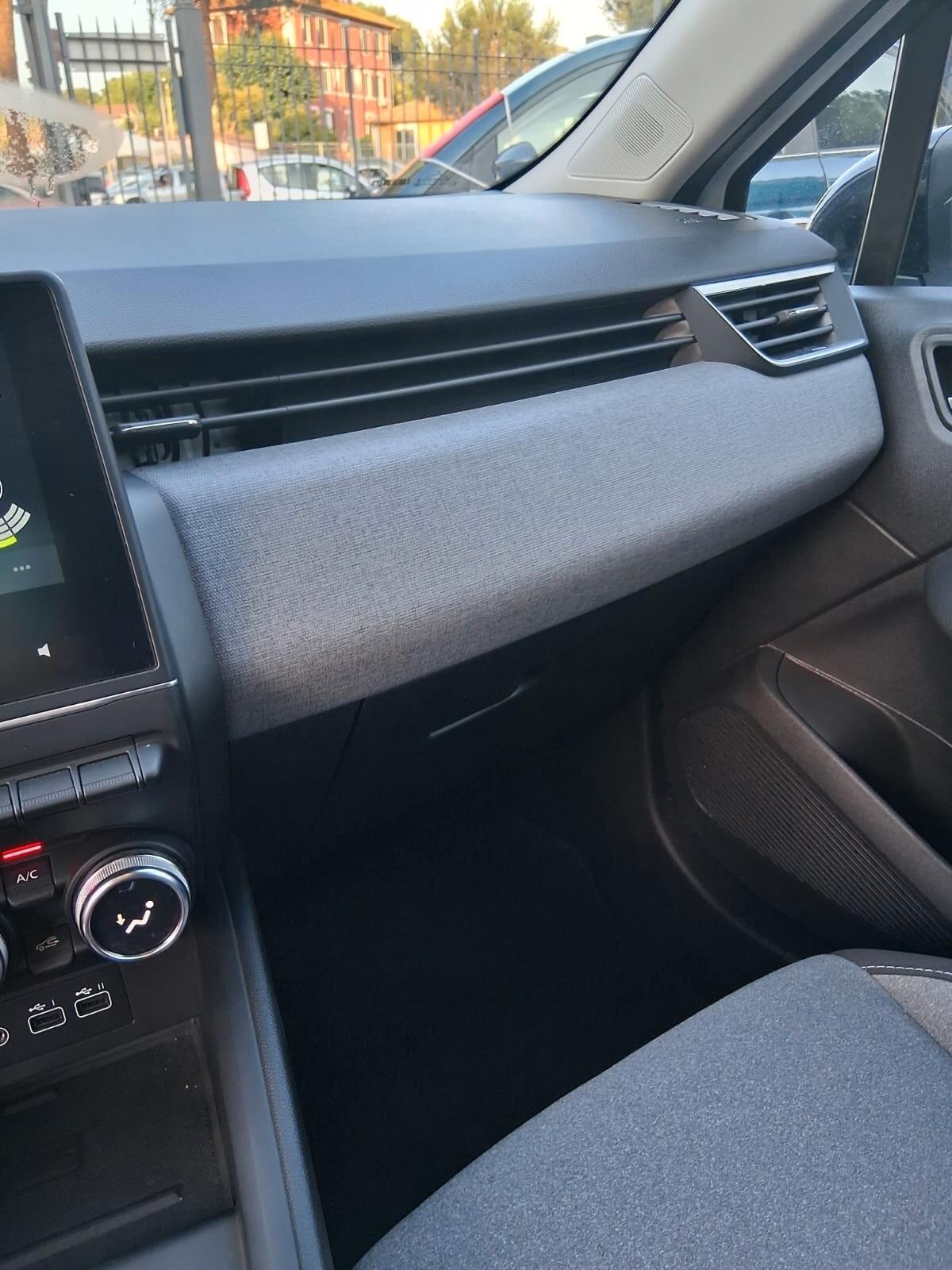 Mitsubishi Colt 1.0L turbo 90 CV Invite