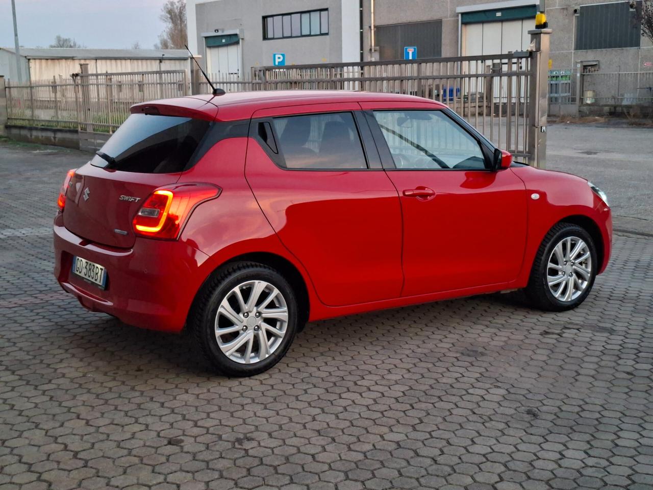 Suzuki Swift 1.2h Cool *NEOPATENTATI*