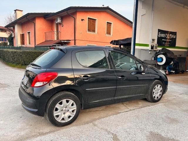 Peugeot 207 1.4 8V 75CV 5p. X Line ECO GPL