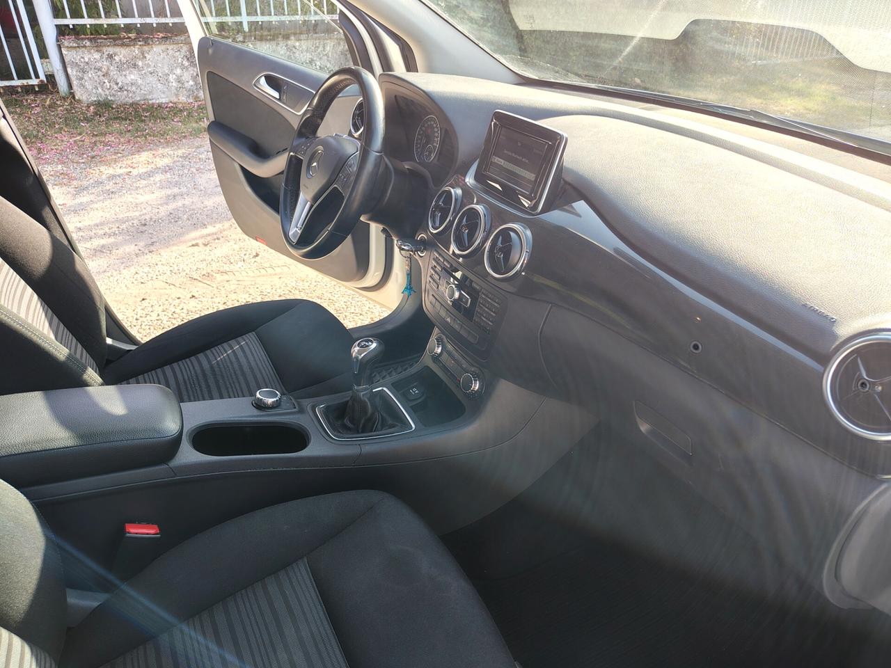 Mercedes-benz B 180 CDI Premium