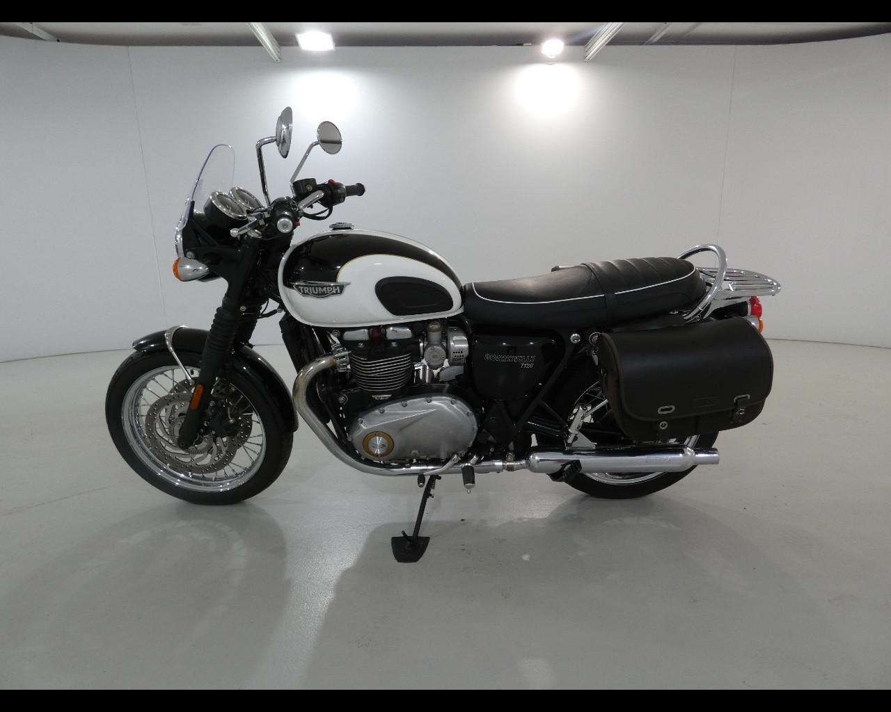 TRIUMPH Bonneville - T120