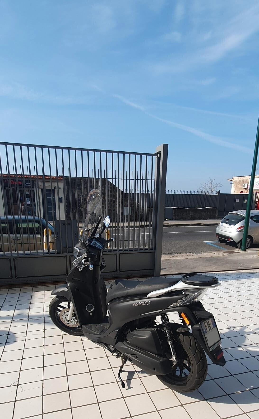 Kymco People S 125i soli 1.800km