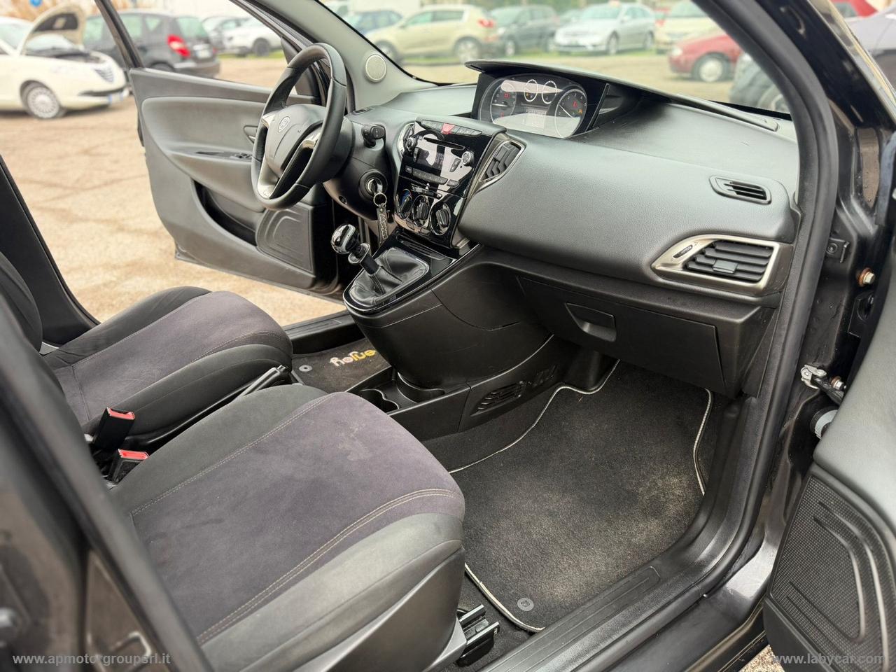 LANCIA Ypsilon 0.9 T.Air 85CV 5p. Met.Ec. Gold