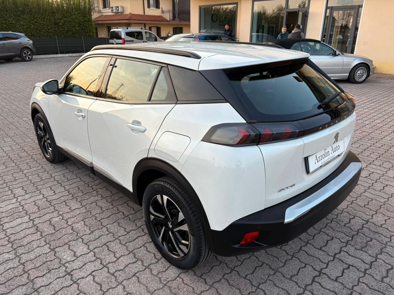 PEUGEOT 2008 1.5 HDI FULL OPTIONAL SI NEOPATENTATI