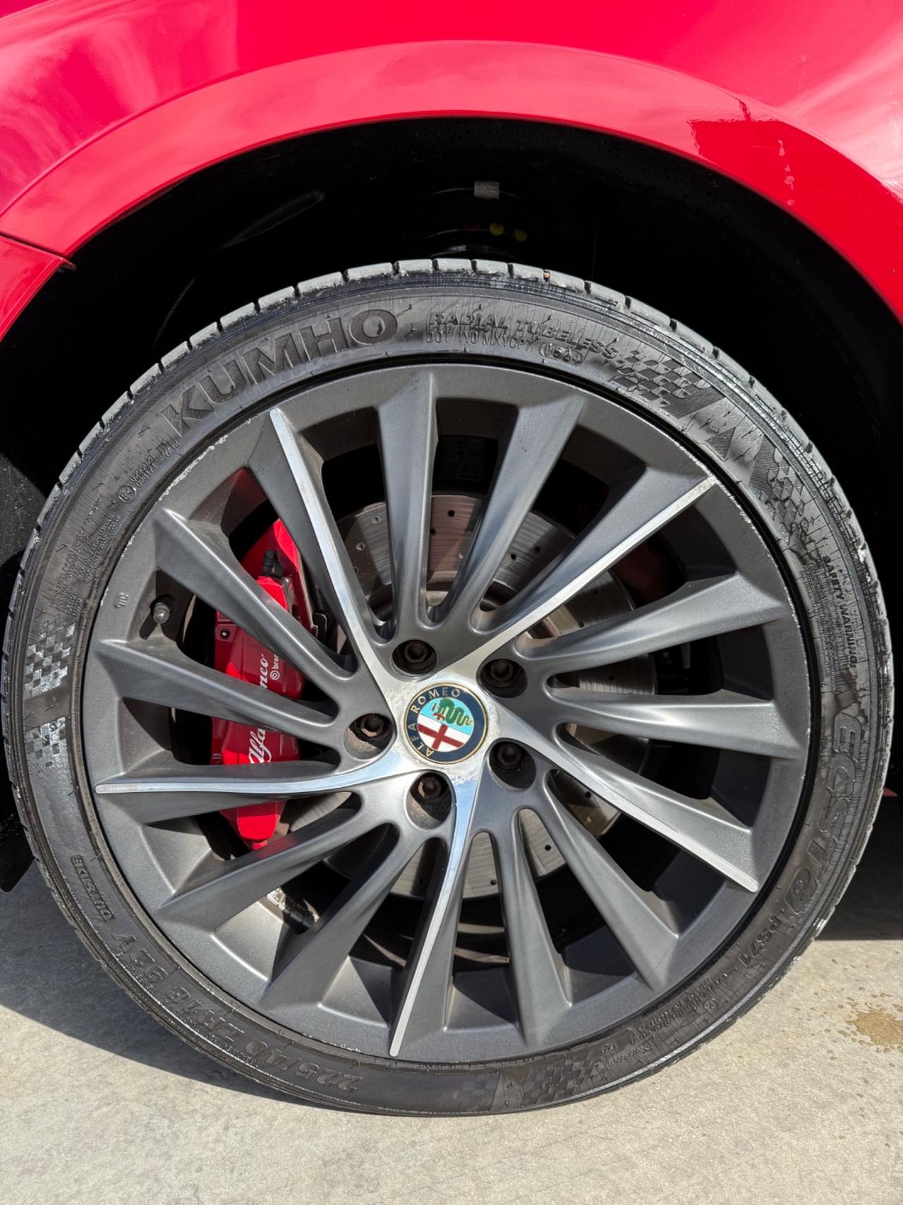 Alfa Romeo Giulietta 2.0 JTDm-2 150 CV QV Line