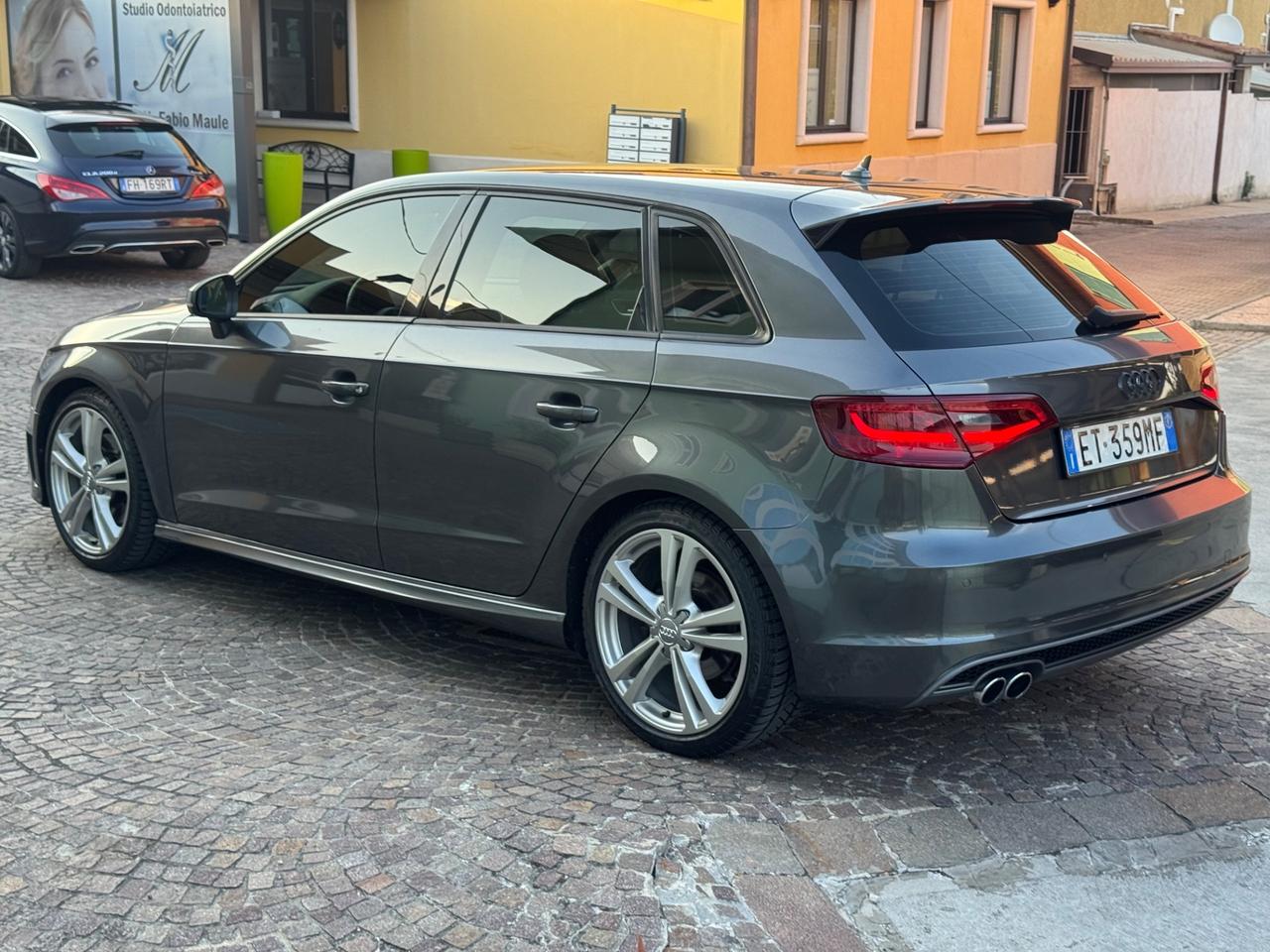 Audi A3 2.0 TDI 184CV quattro Stronic Sline