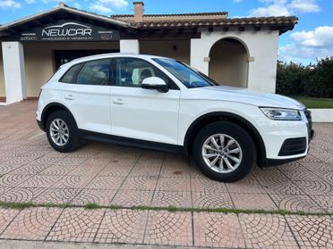 Audi Q5 2.0 TDI quattro S tronic Business