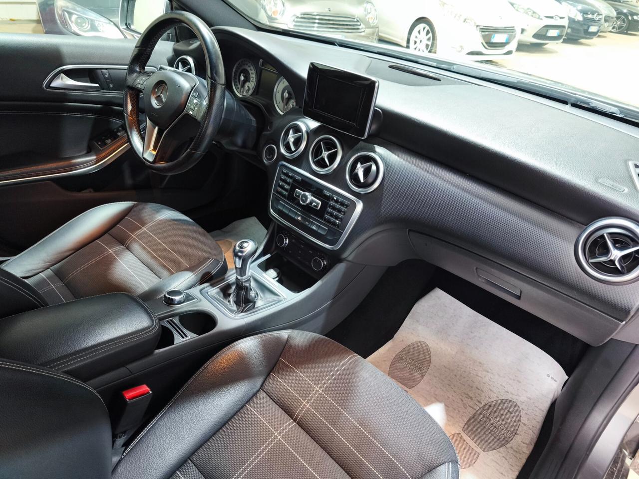 Mercedes-benz A 180 CDI BlueEFFICIENCY Sport AMG