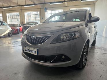 Lancia Ypsilon 1.0 FireFly 5 porte S&S Hybrid Alberta Ferretti