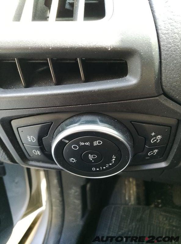 Ford Focus FORD FOCUS 1.6 120CV GPL TITANIUM