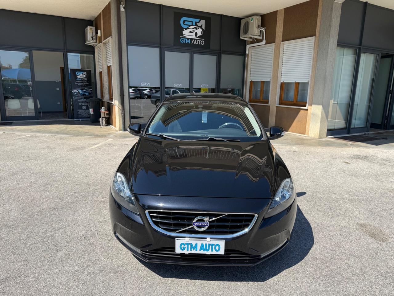 Volvo V40 D2 1.6 Diesel 115 cv - Neopatentati