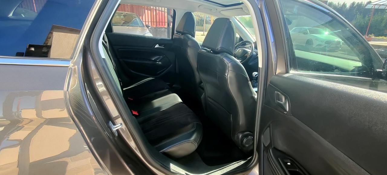 PEUGEOT 308 1.6 e-HDI 115 cv Sw Allure