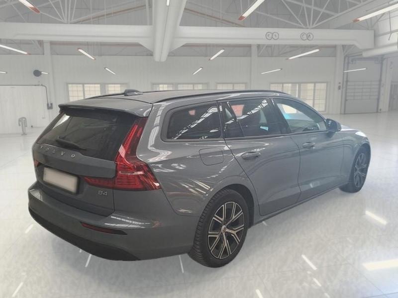 VOLVO V60 B4 D AUTOM. ESSENTIAL STATION WAGON