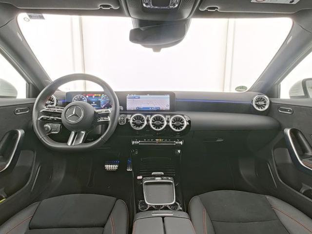 MERCEDES-BENZ A 180 Automatic AMG Line Advanced Plus