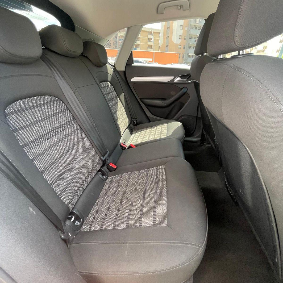 AUDI - Q3 - 2.0 TDI 120 CV Sport