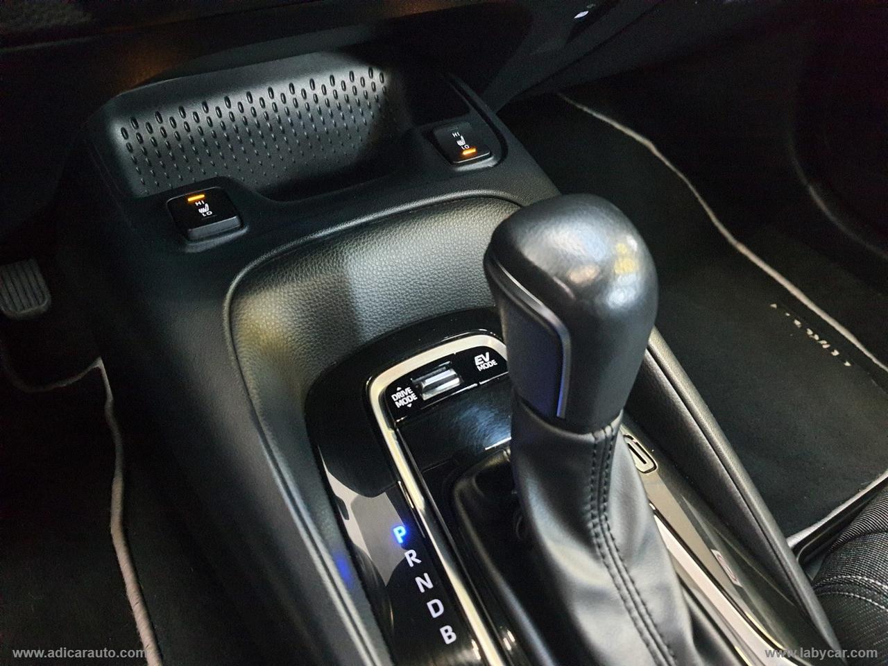 TOYOTA Corolla 1.8 Hybrid Style