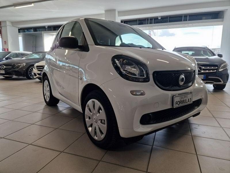 smart fortwo 70 1.0 Automatic Youngster