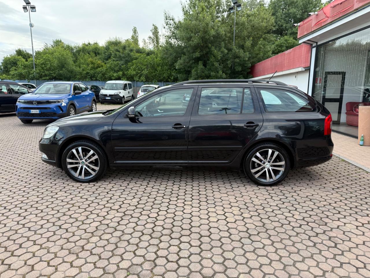 Skoda Octavia 1.6 TDI CR F.AP. Elegance OK NEOPATENTATI