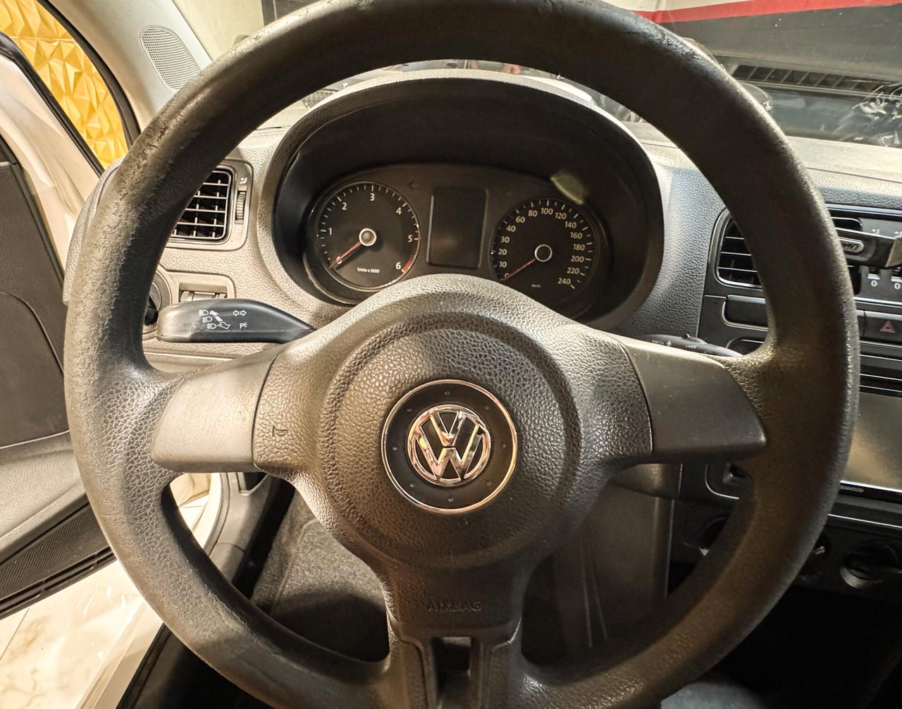 VOLKSWAGEN Polo 5 serie - 2013