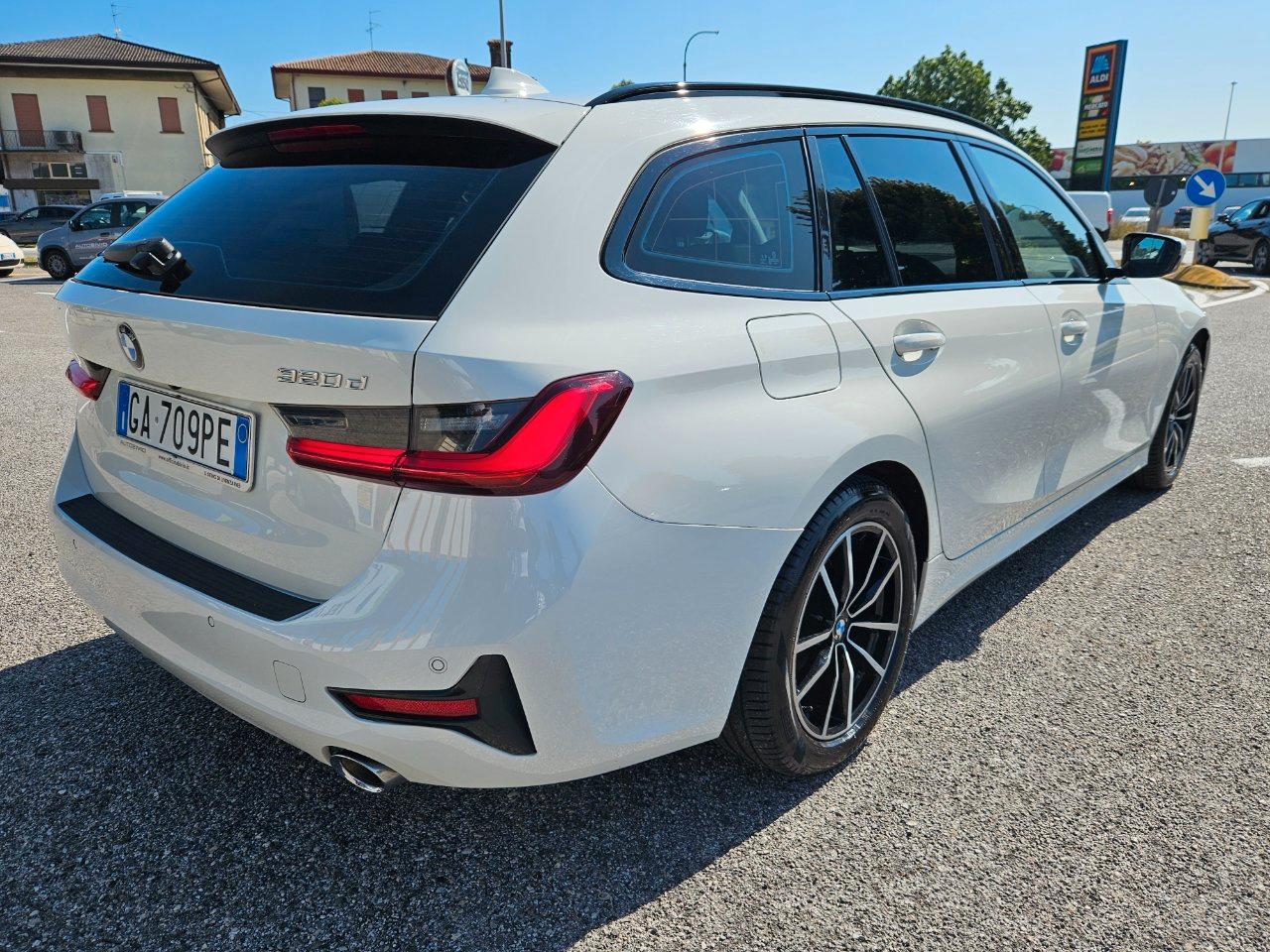 BMW 320 d Touring Business Advantage auto