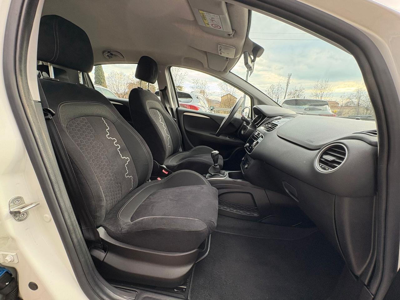 FIAT PUNTO EVO 1.3 MJT SI A NEOPATENTATI