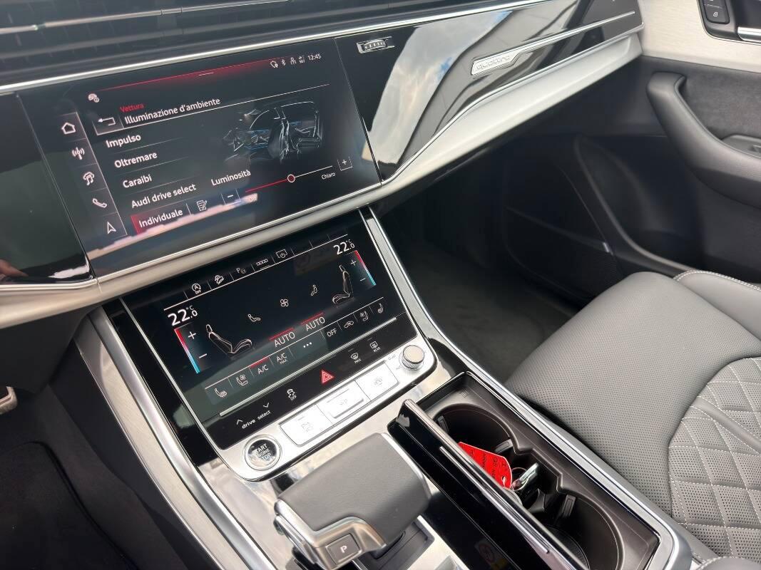 Audi Q8 3.0 tdi 286cv S line edition quattro 286cv tiptronic