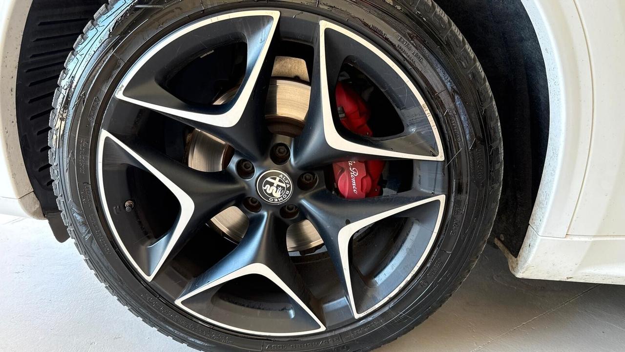 Alfa Romeo Stelvio 2020 2.2 t Veloce Ti Q4 210cv auto
