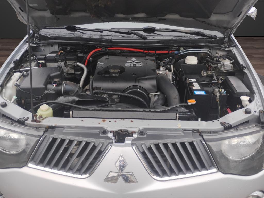 MITSUBISHI L 200 INTENSE CLUB CLAB 4WD.