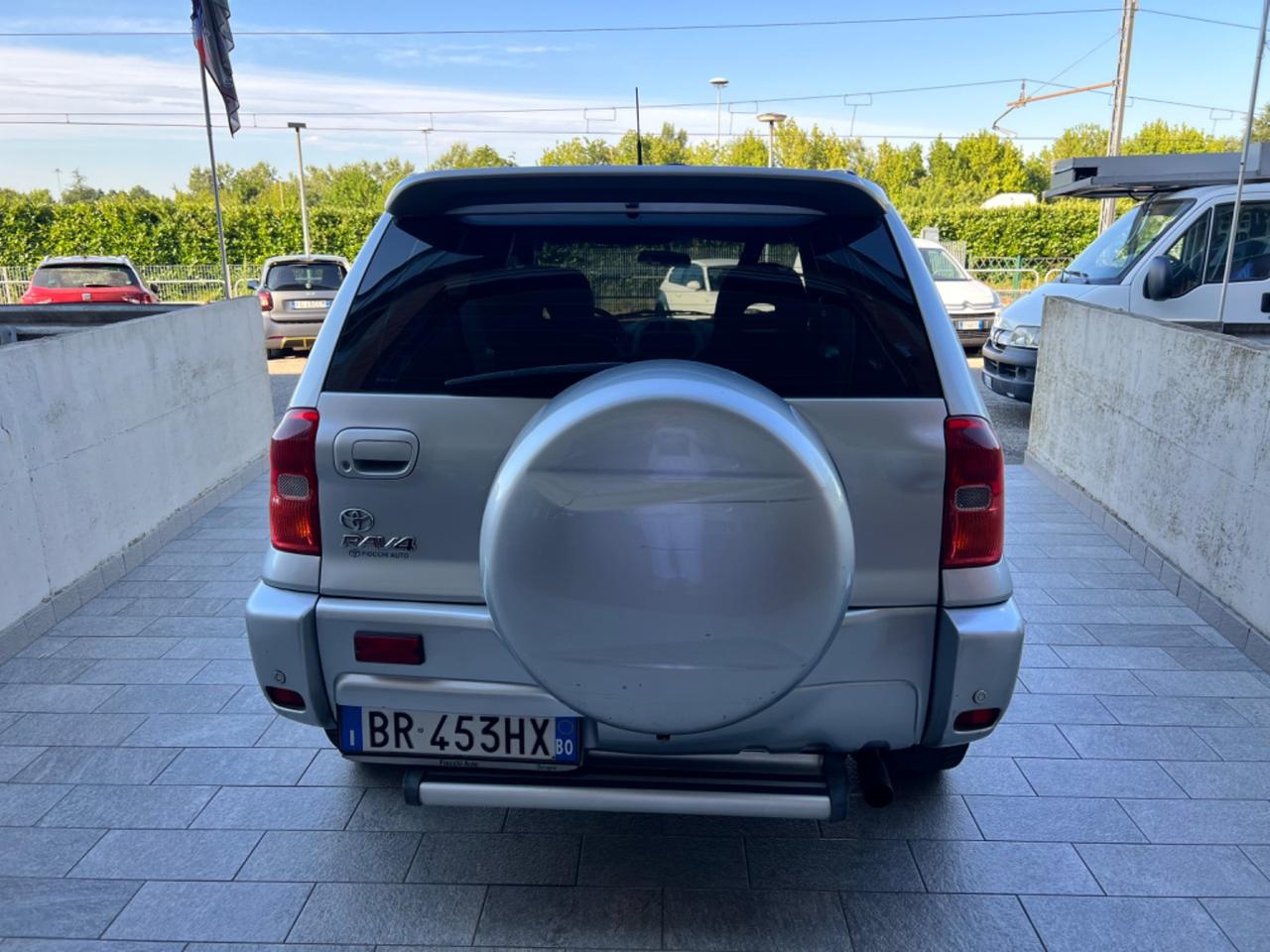 Toyota RAV 4 RAV4 2.0 16V cat 5 porte Sol