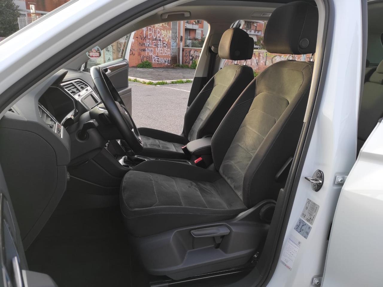 Volkswagen Tiguan 2.0 TDI DSG 4 MOTION *Virtual Cockpit-Matrix