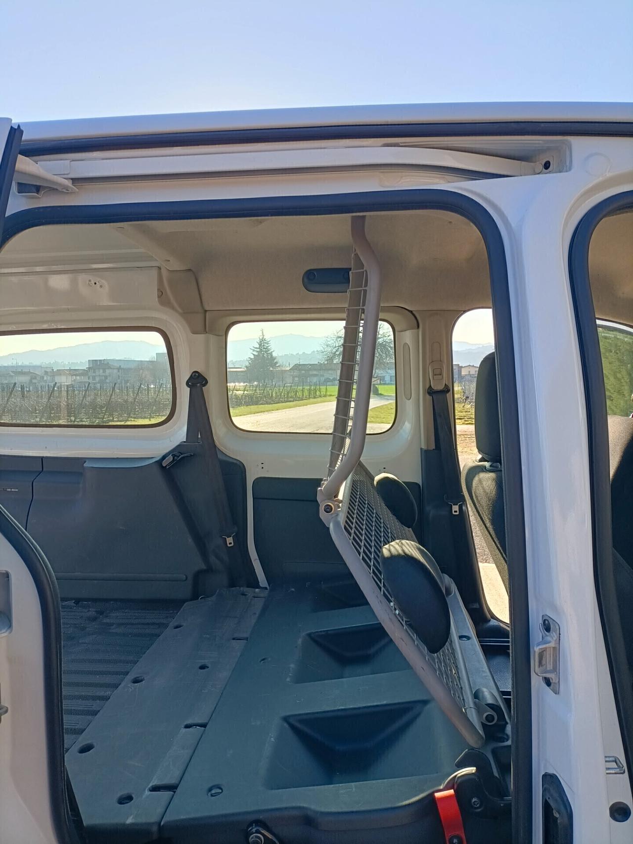 Renault Kangoo Blue dCi 95CV Express Maxi Combi -N1 Autocarro 4posti