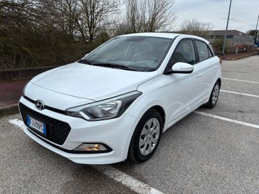Hyundai i20 1.2 GPL 84 CV 5 porte Econext Comfort UNICO PROPRIETARIO neopatentati