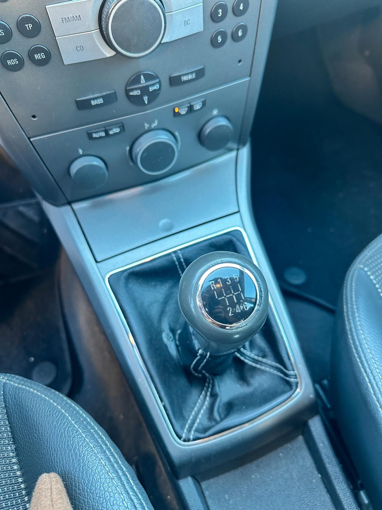 Opel Astra 1.9 16V CDTI 150CV 5 porte Cosmo Sport