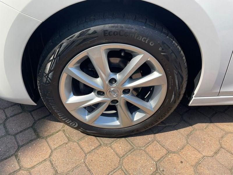 Opel Corsa 1.2 Elegance