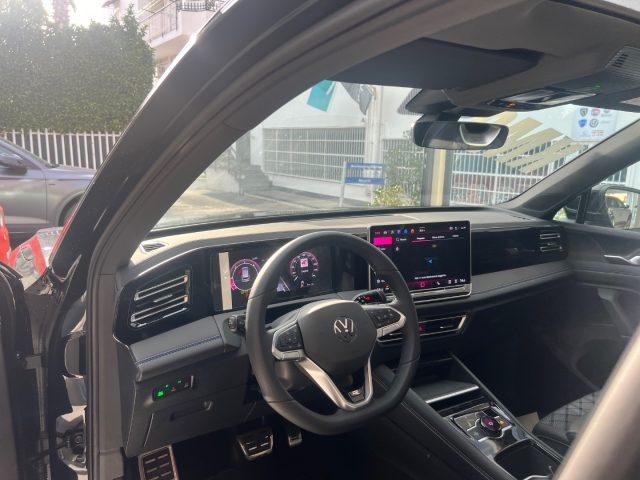 VOLKSWAGEN Tiguan 2.0 TDI 150 CV DSG R-Line Plus da ?519,00 mensili