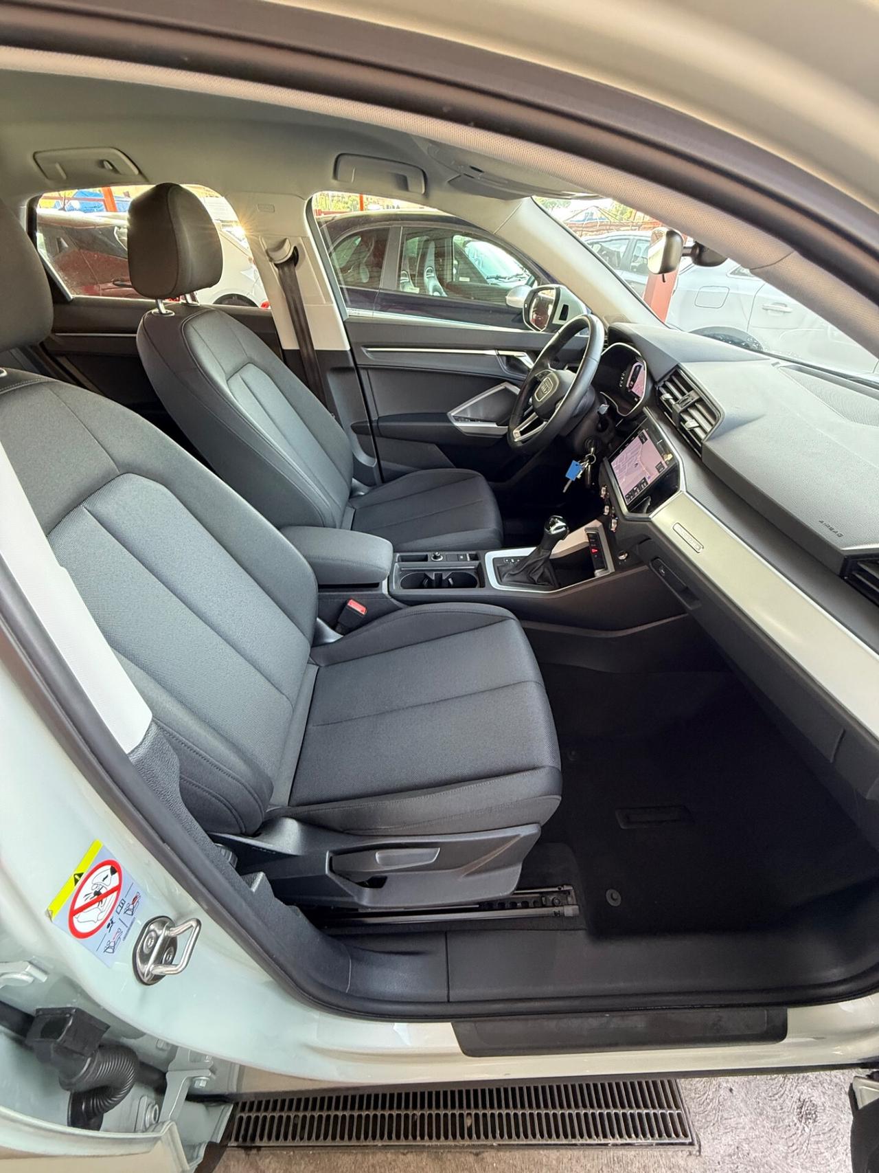 Q3 SPB 2.0 TDI S tronic S line-Quattro -unipro-rate