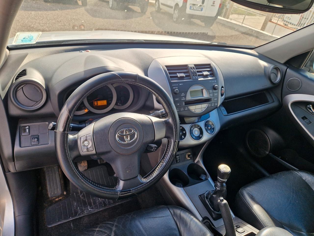 Toyota RAV 4 RAV4 2.2 D-4D 136 CV Luxury