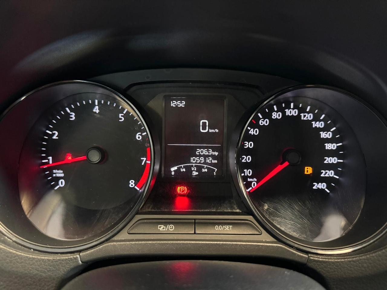 Volkswagen Polo 1.0 MPI BENZ 60CV 5P TRENDLINE 2016