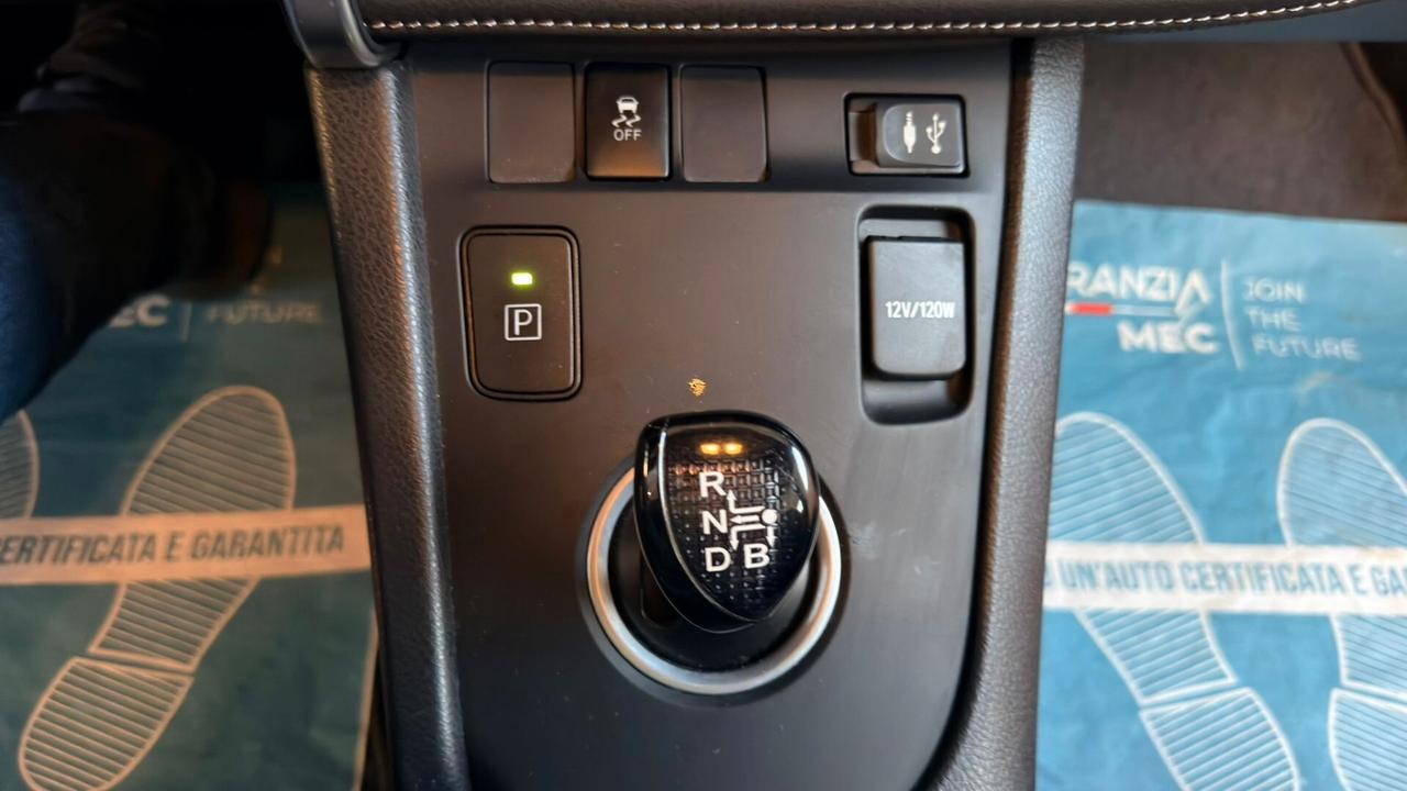 Toyota Auris 1.8 Hybrid Lounge