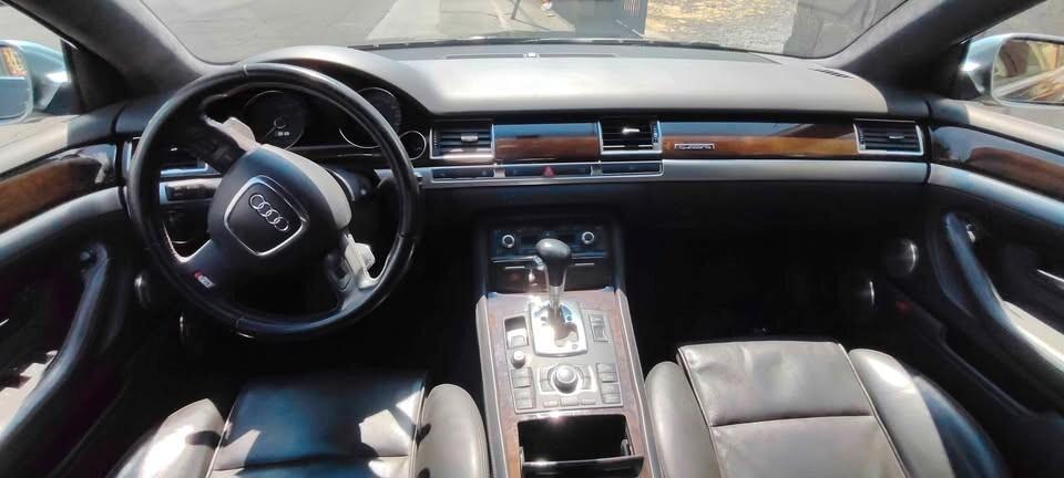Audi S8
