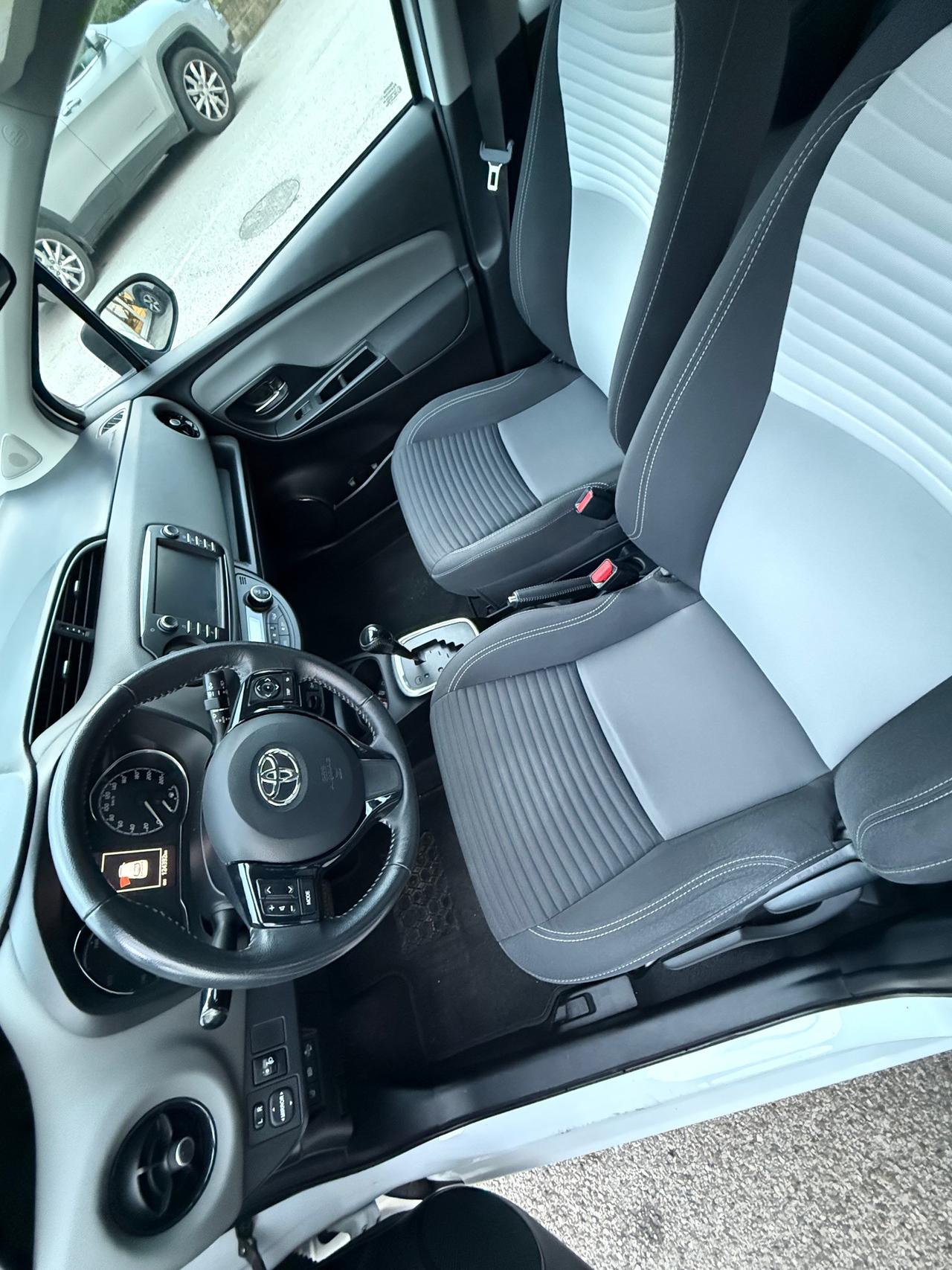 Toyota Yaris 5 Porte Yaris 5p 1.5h Business