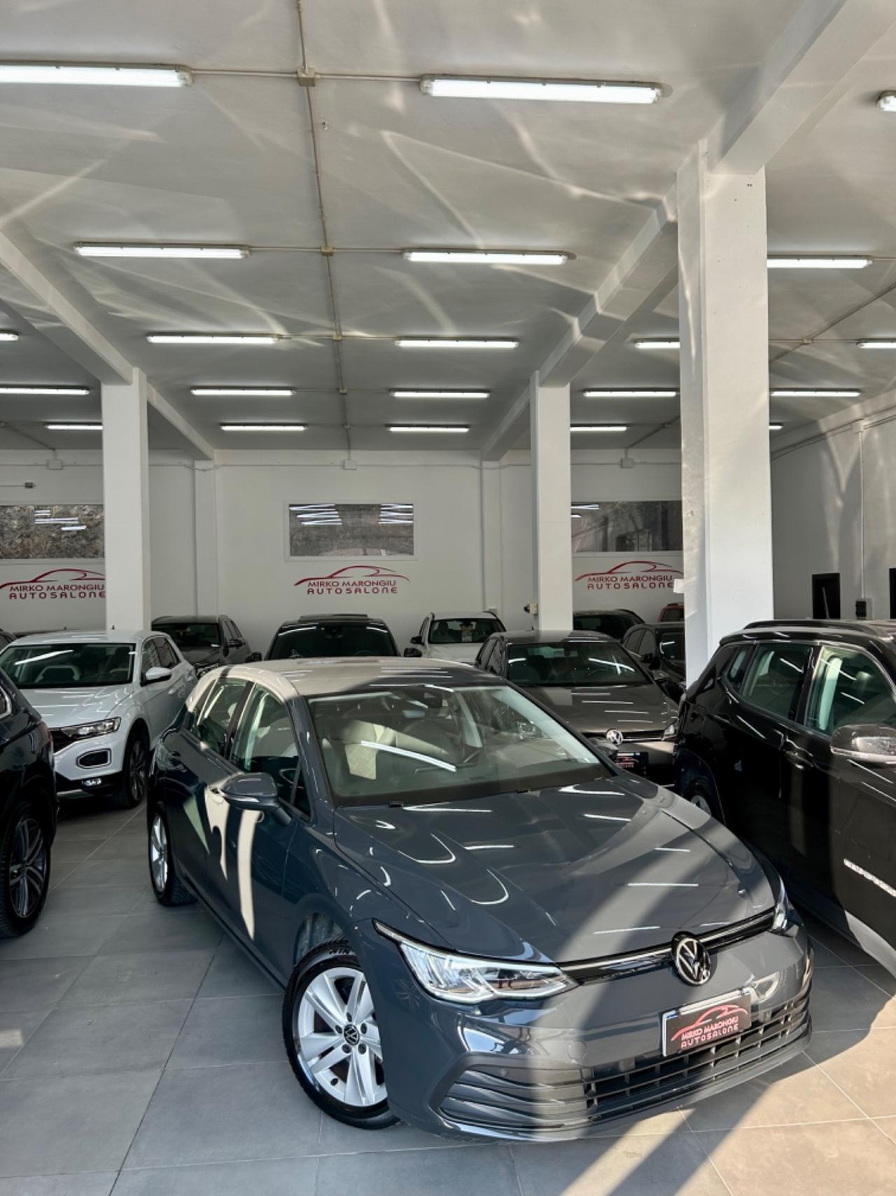 VW Golf 8 2.0 TDI 115 CV SCR Life FINANZIABILE