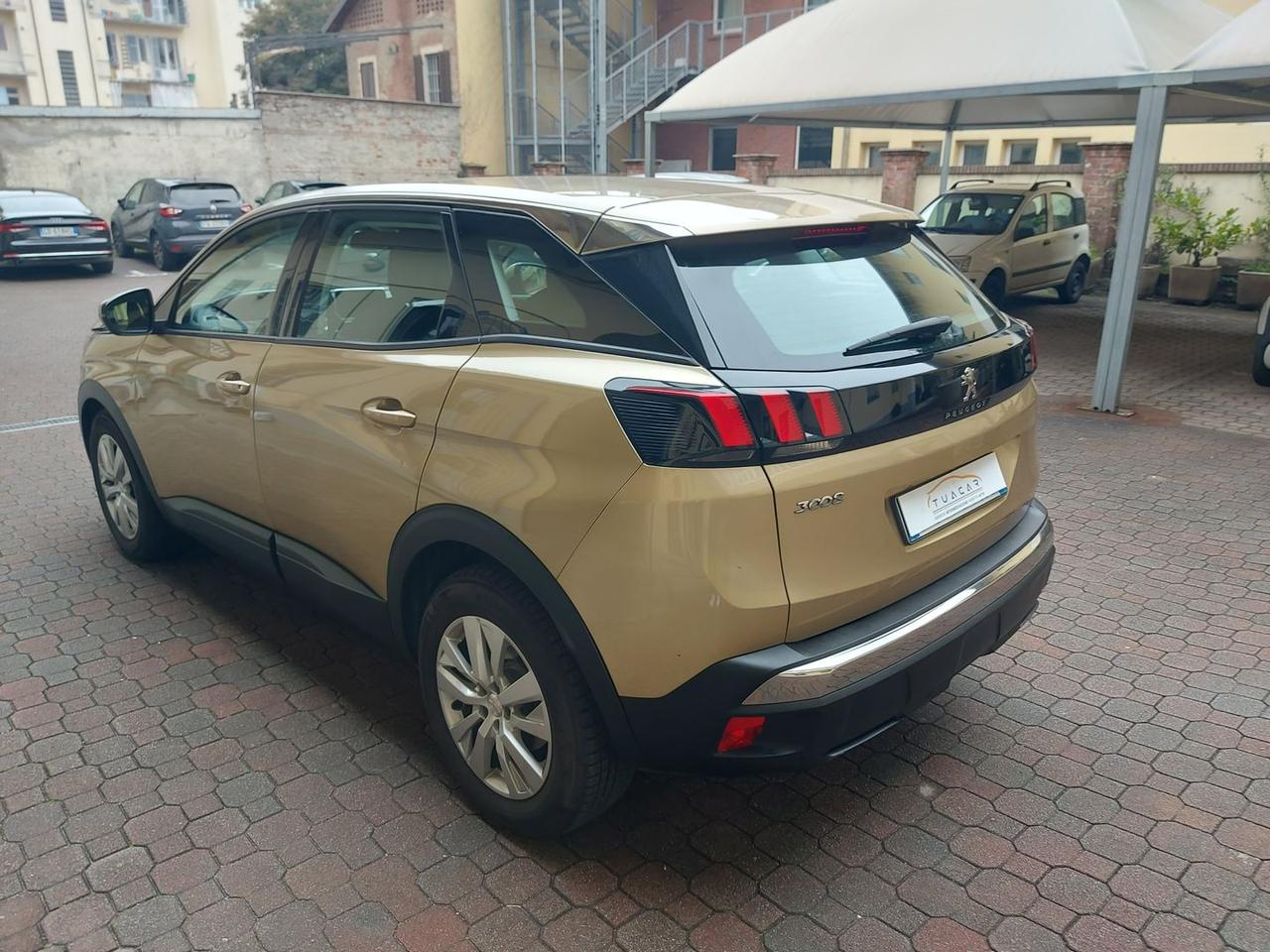 Peugeot 3008 Business 1.5 Blue HDI 130