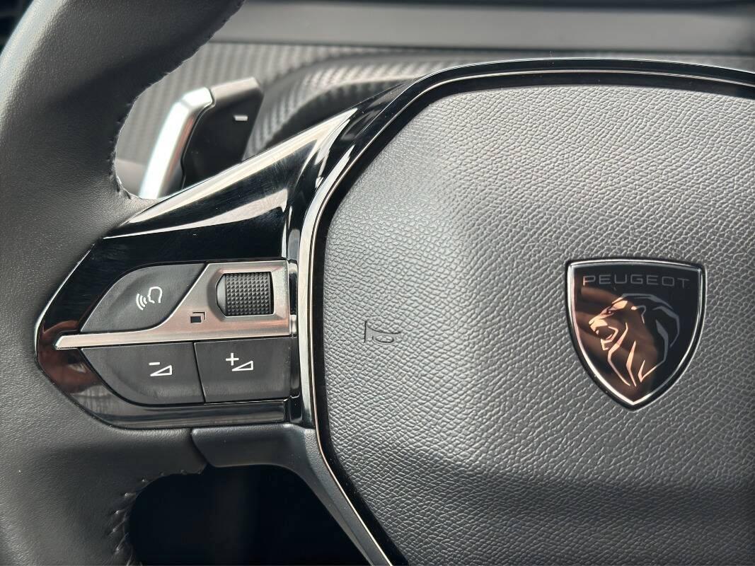 Peugeot 2008 1.2 puretech Allure s&s 130cv AUTOMA E CARPLAY