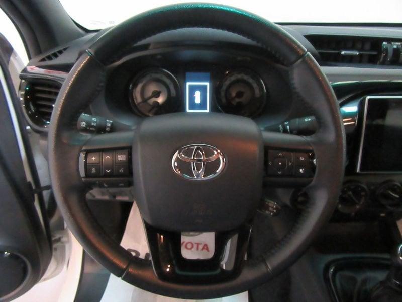 Toyota Hilux 2.4 D-4D 4WD 4 porte Double Cab Lounge