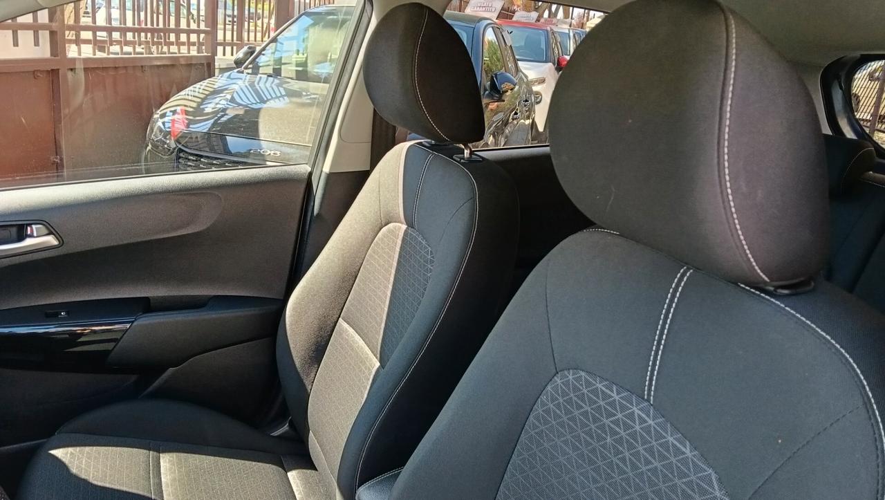 KIA PICANTO 1.0 BENZ-X LINE-AUTO-RETROC